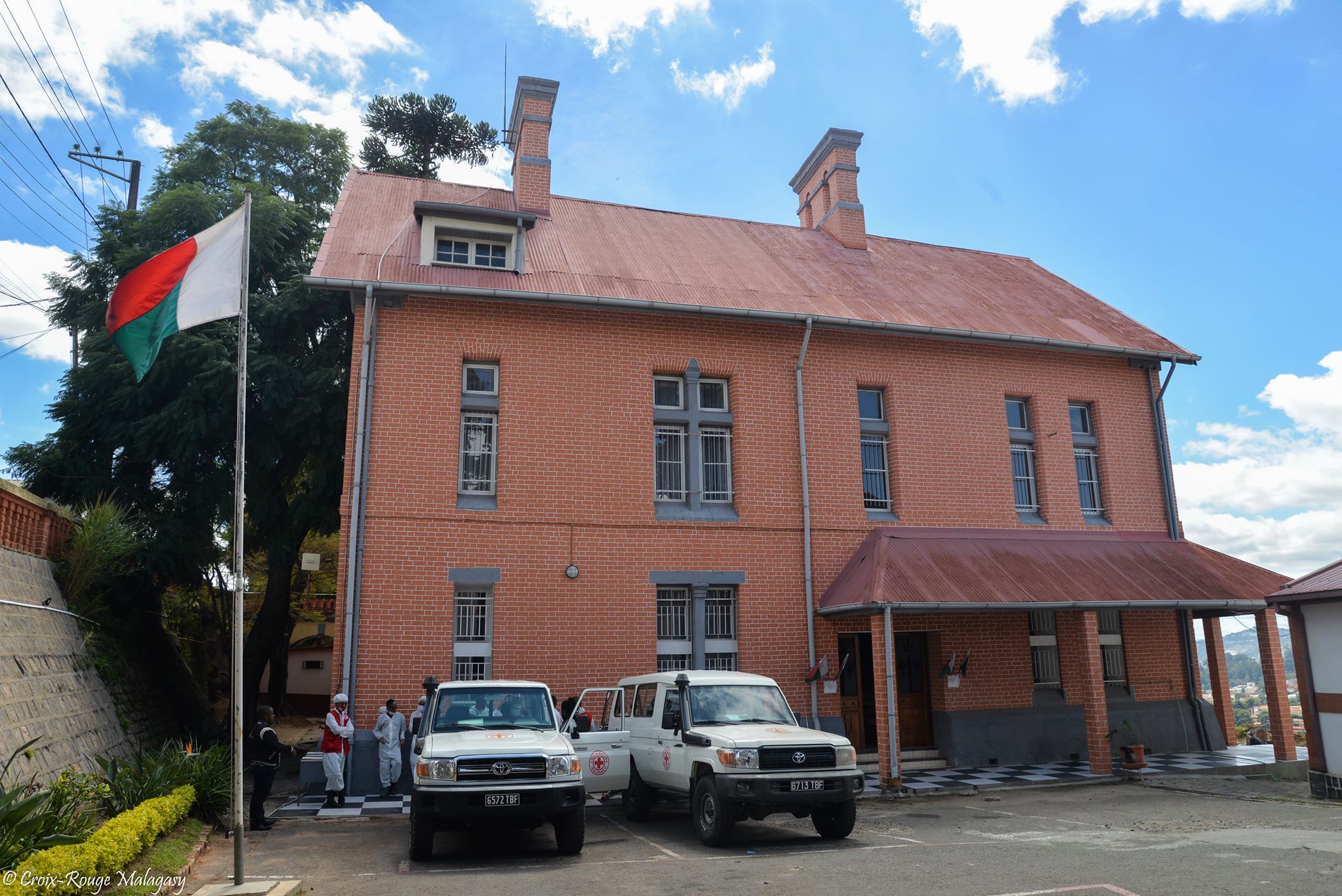 Désinfection du 𝐌𝐢𝐧𝐢𝐬𝐭𝐞̀𝐫𝐞𝐬 𝐝𝐞 𝐆𝐚𝐫𝐝𝐞𝐬 𝐝𝐞𝐬 𝐒𝐜𝐞𝐚𝐮𝐱 𝐞𝐭 𝐝𝐞 𝐥𝐚 𝐉𝐮𝐬𝐭𝐢𝐜𝐞